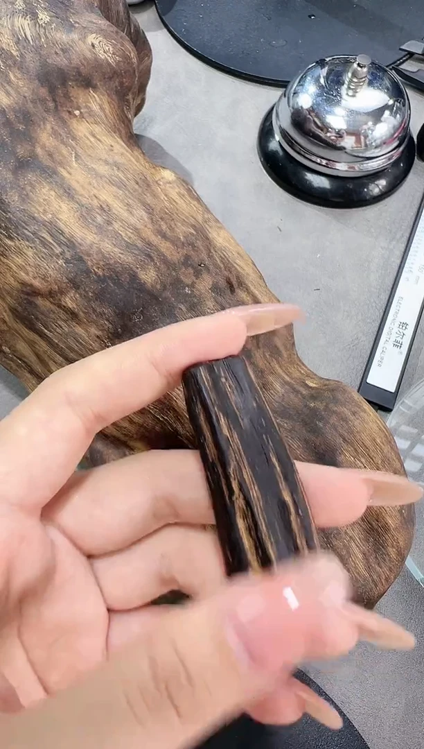 沉香吊坠p158号白蜡沉多样性发一