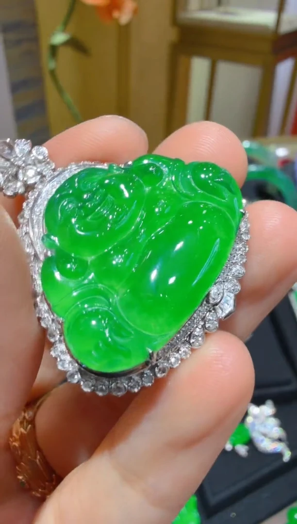 吊坠(不含链)18K金镶嵌翡翠多样性团购发一件