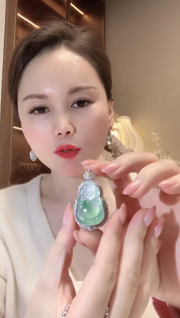【闪购商品】翡翠吊坠(不含链)18K金镶嵌A123 
