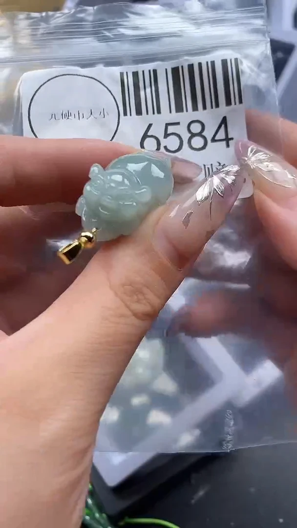 吊坠(不含链)未镶嵌翡翠6584