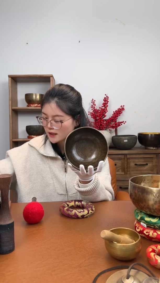 贾*武直播间福利价！初代满月 15CM E调