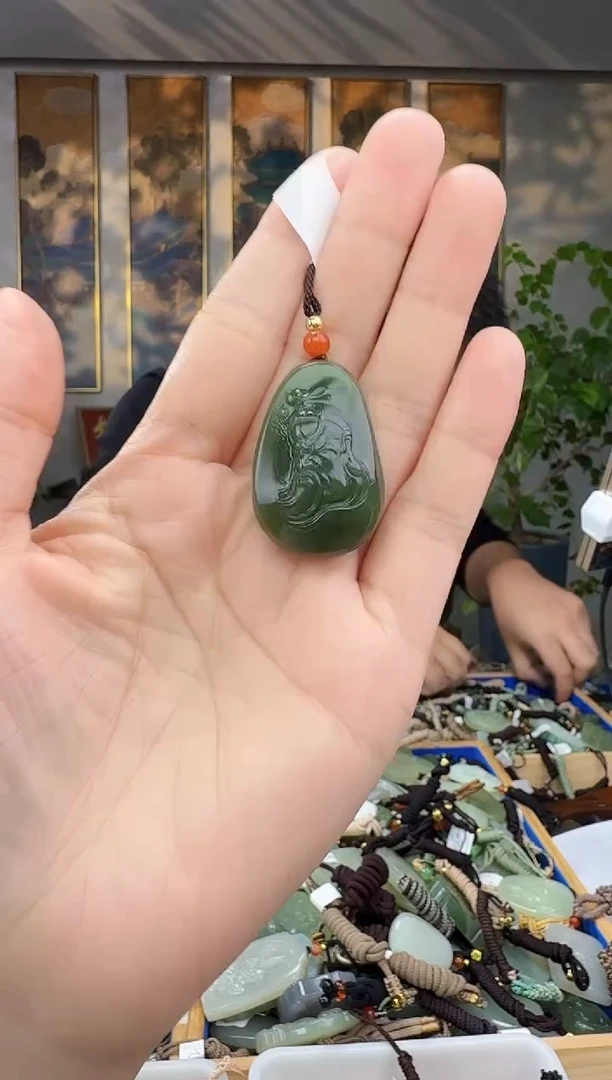 未镶嵌和田玉挂件拍一发一