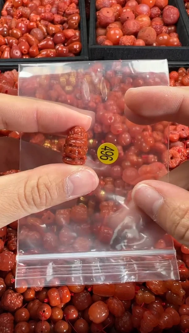 【闪购商品】南红玛瑙颈饰未镶嵌1