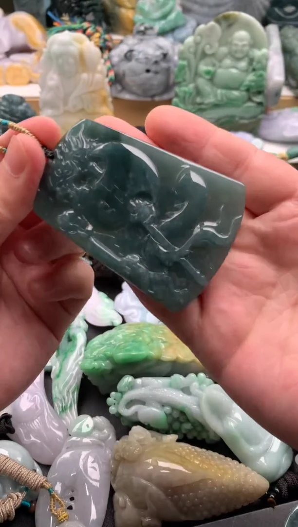 吊坠(不含链)未镶嵌翡翠1