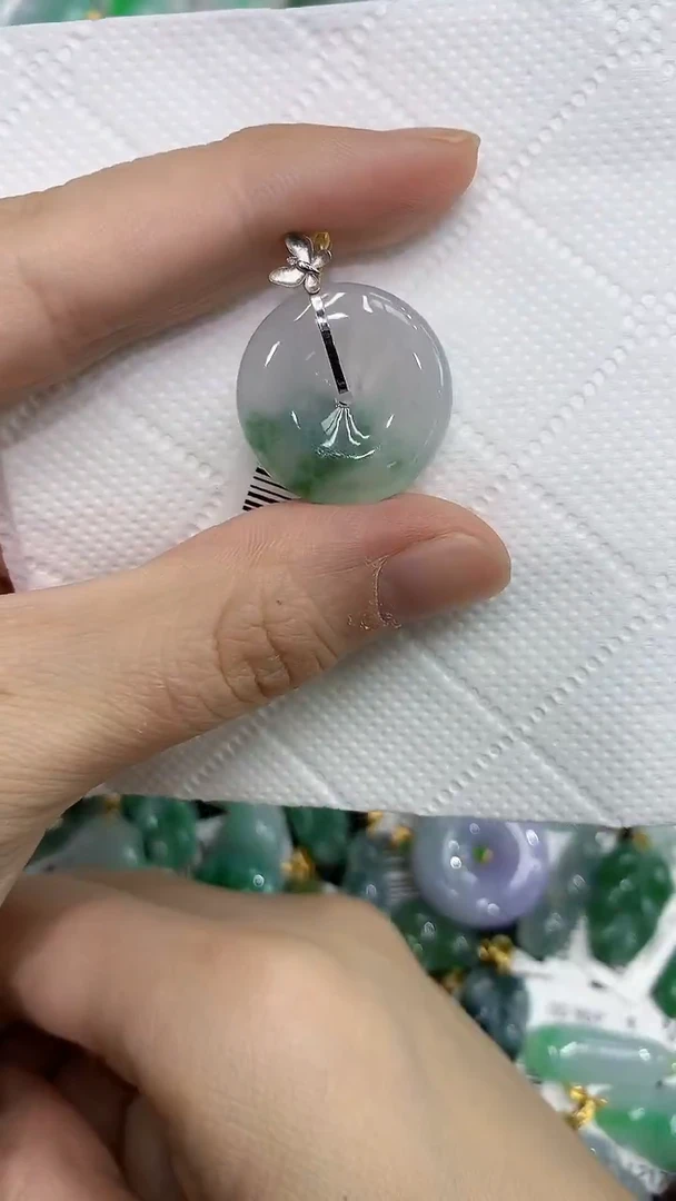 颈饰18K金镶嵌翡翠a货支持复检百元以上9元证书费自理