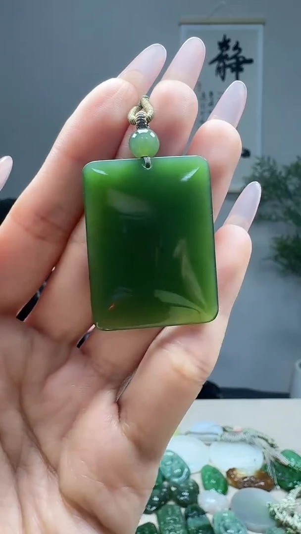 未镶嵌和田玉挂件1