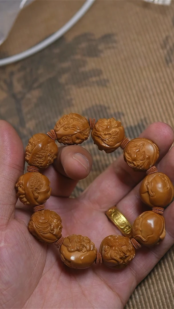 吊坠橄榄核十八罗汉