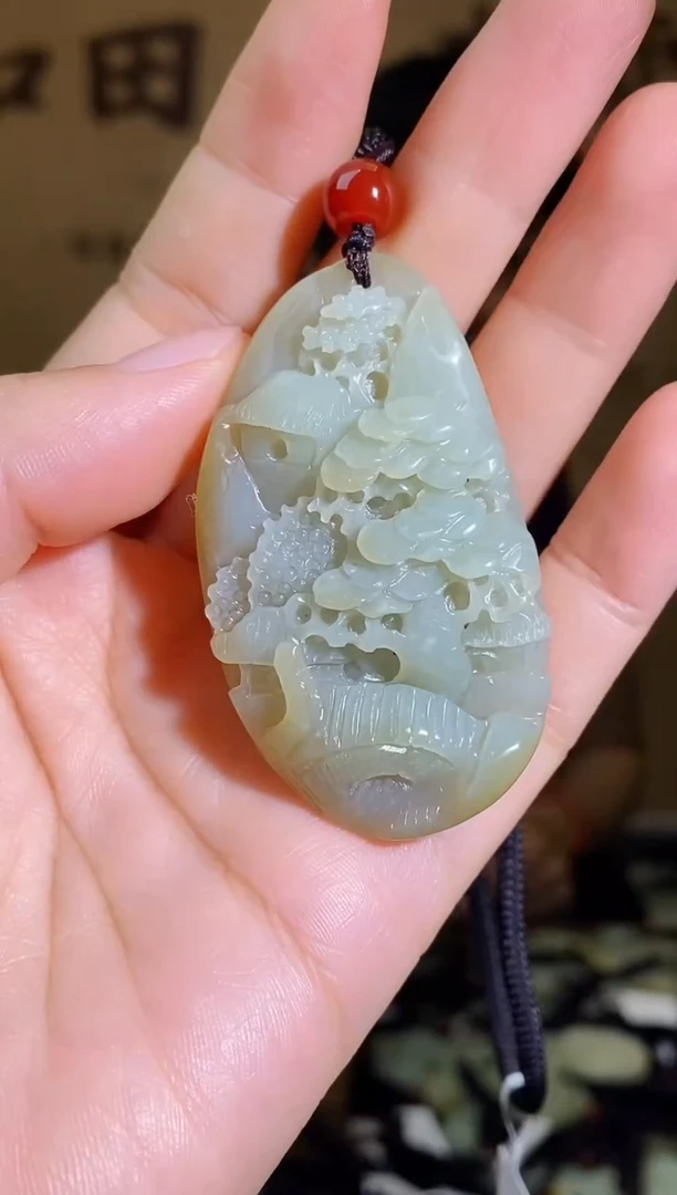 颈饰未镶嵌和田玉1