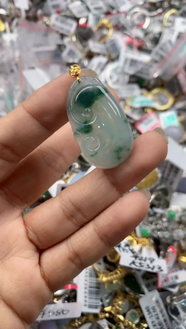 18K金镶嵌戒指翡翠5555----5