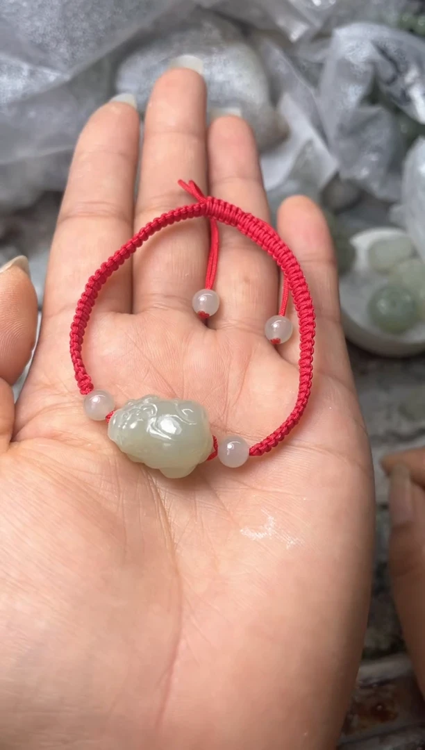 和田玉未镶嵌颈饰01