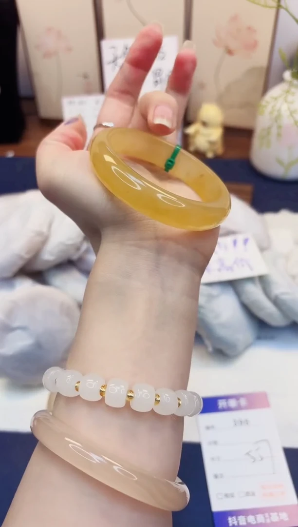 【闪购商品】石英质玉手镯未镶嵌398-财气镯-圈口55