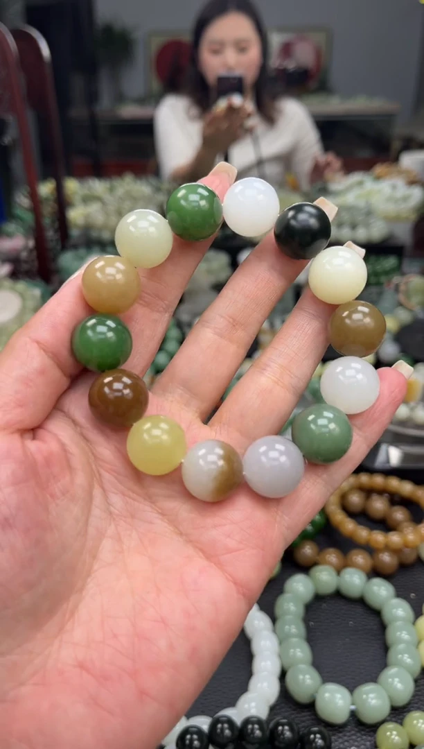 【闪购商品】和田玉手串未镶嵌多宝卡16