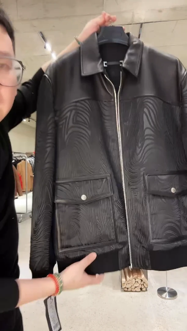 妃****️56码（170-185斤）夹棉真皮拼接夹克