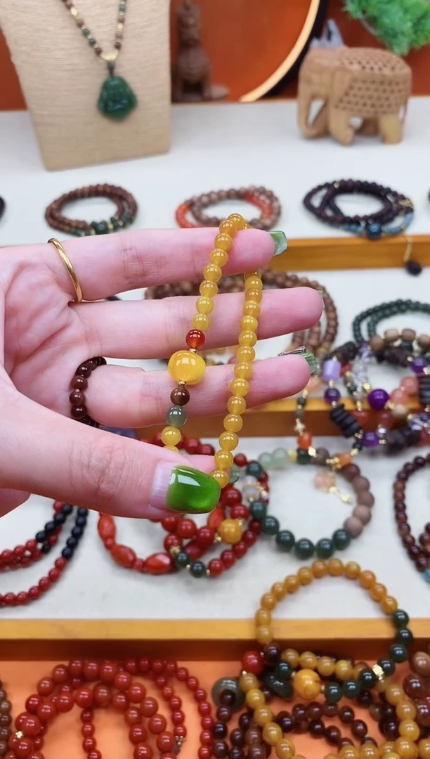 未镶嵌蜜蜡手链单圈蜜蜡和田南红手串