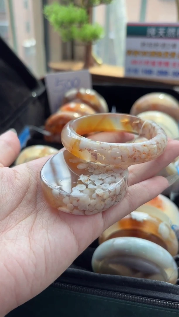 未镶嵌手镯石英质玉A251(55圈赠送镯心)