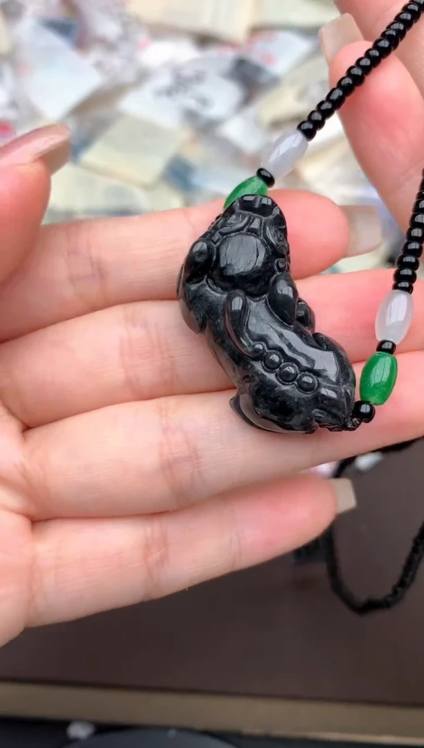 未镶嵌挂件翡翠一