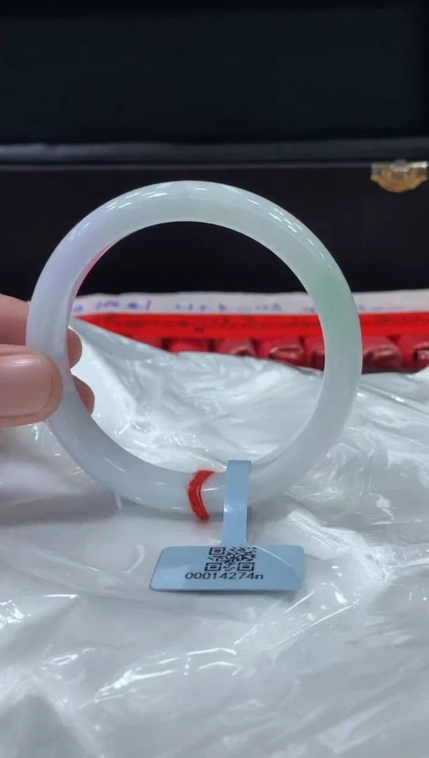 未镶嵌手镯翡翠翡翠手镯