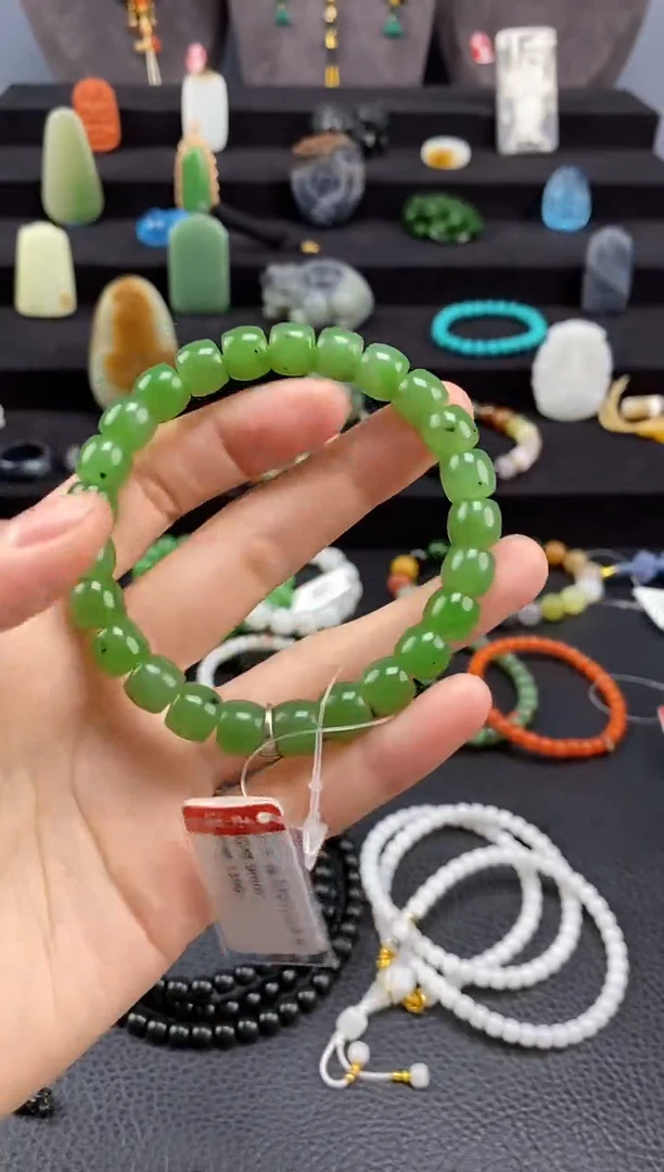 手串未镶嵌和田玉9mm碧玉极限弧手串