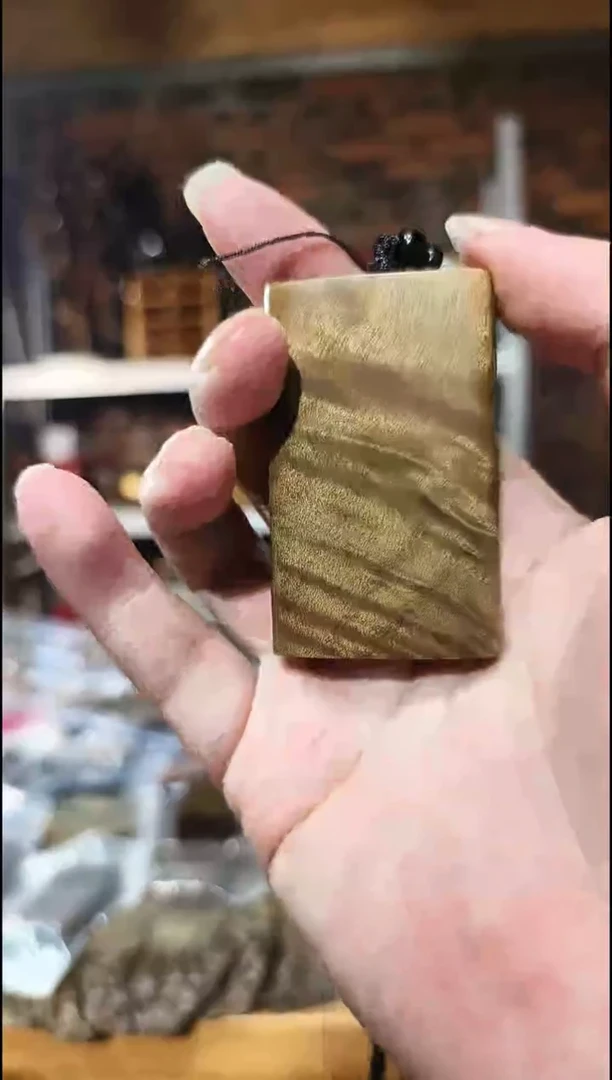 金丝楠无事牌脖挂