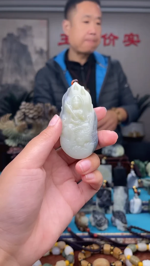 未镶嵌和田玉挂件1