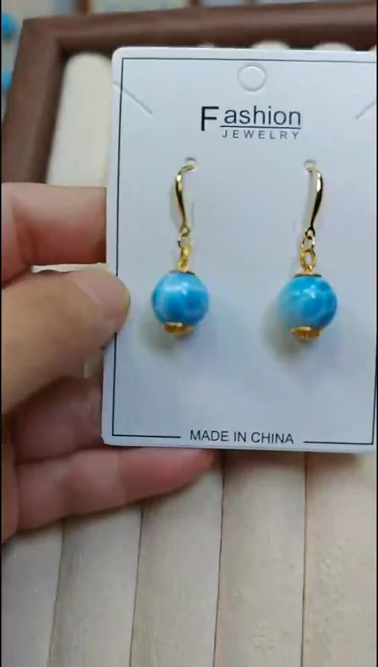 未镶嵌针钠钙石（海纹石）耳饰艺****人多样性发其一