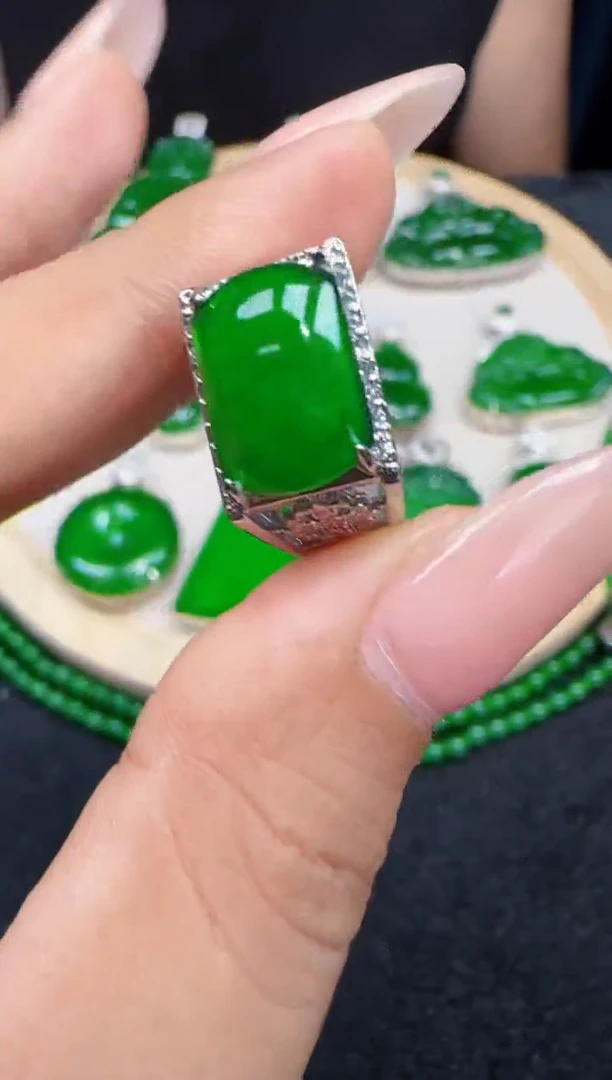 未镶嵌定制翡翠翡翠戒指213