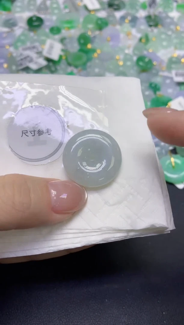 颈饰未镶嵌翡翠天然缅甸翡翠A货百元以上9元证书费自理