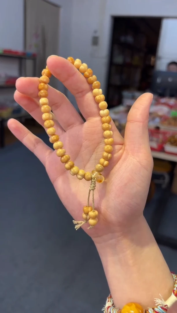 手链蜜蜡未镶嵌 8mm龙脊屁桃【蜜蜡】手持