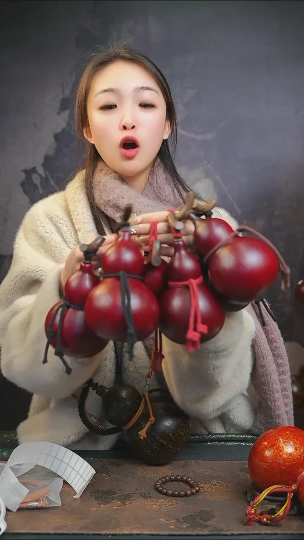 【闪购商品】XS108红色小容量酒葫芦随缘发