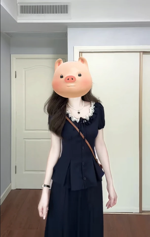 时尚温柔氛围感穿搭圆领短袖单排扣上衣+显瘦百搭半裙藏青色套装