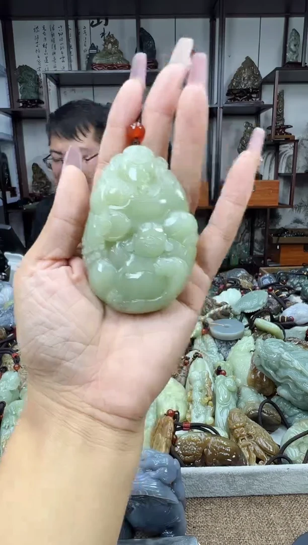 未镶嵌和田玉把件1