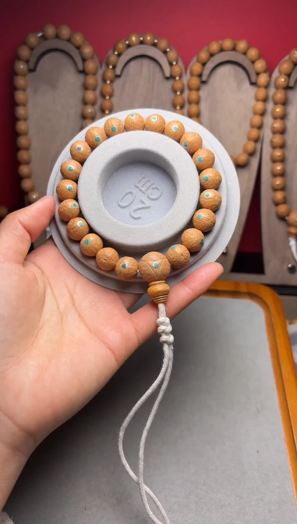 吊坠凤眼菩提12凤眼松钉手串