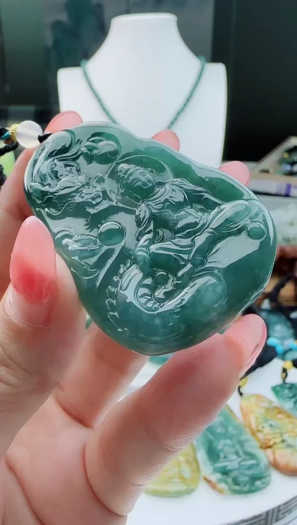 【闪购商品】翡翠颈饰未镶嵌多样性随机一件发货