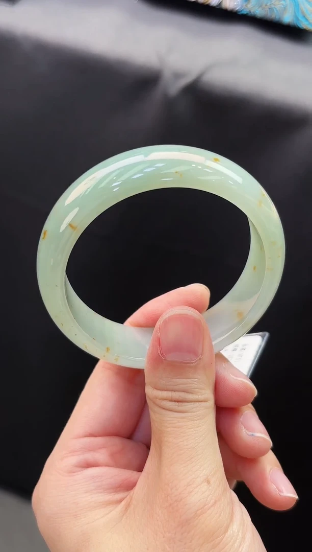翡翠手镯未镶嵌56-58翡翠手镯82