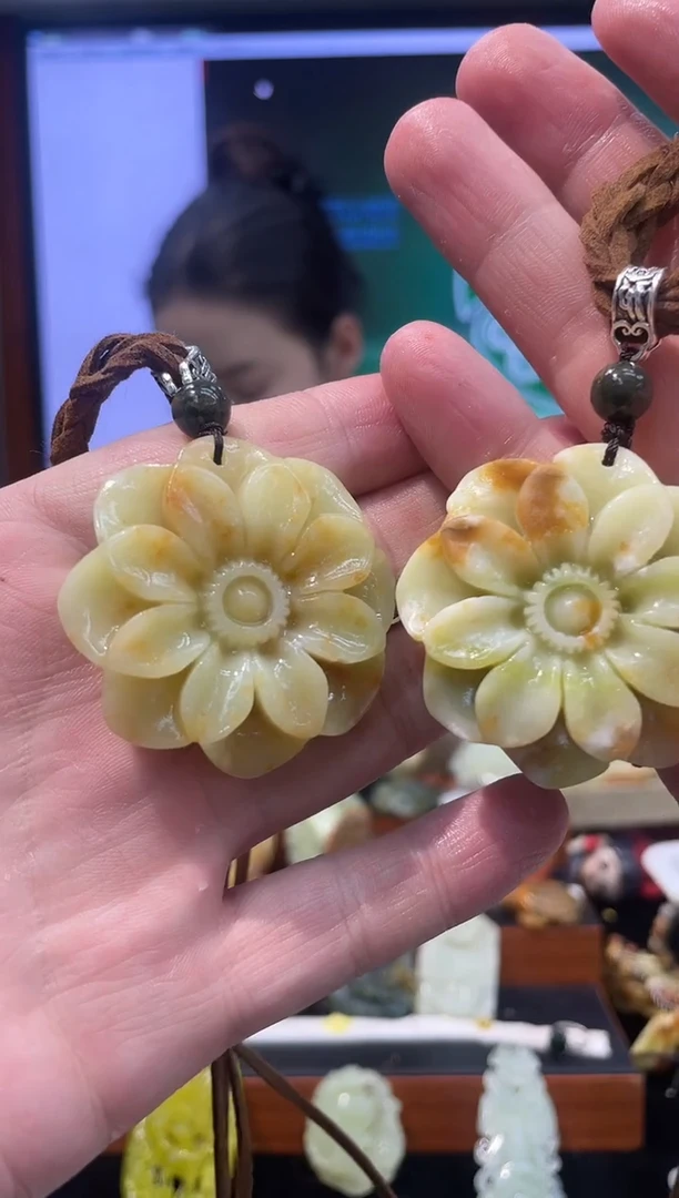 【闪购商品】岫玉吊坠未镶嵌多样性发货*拍一发一