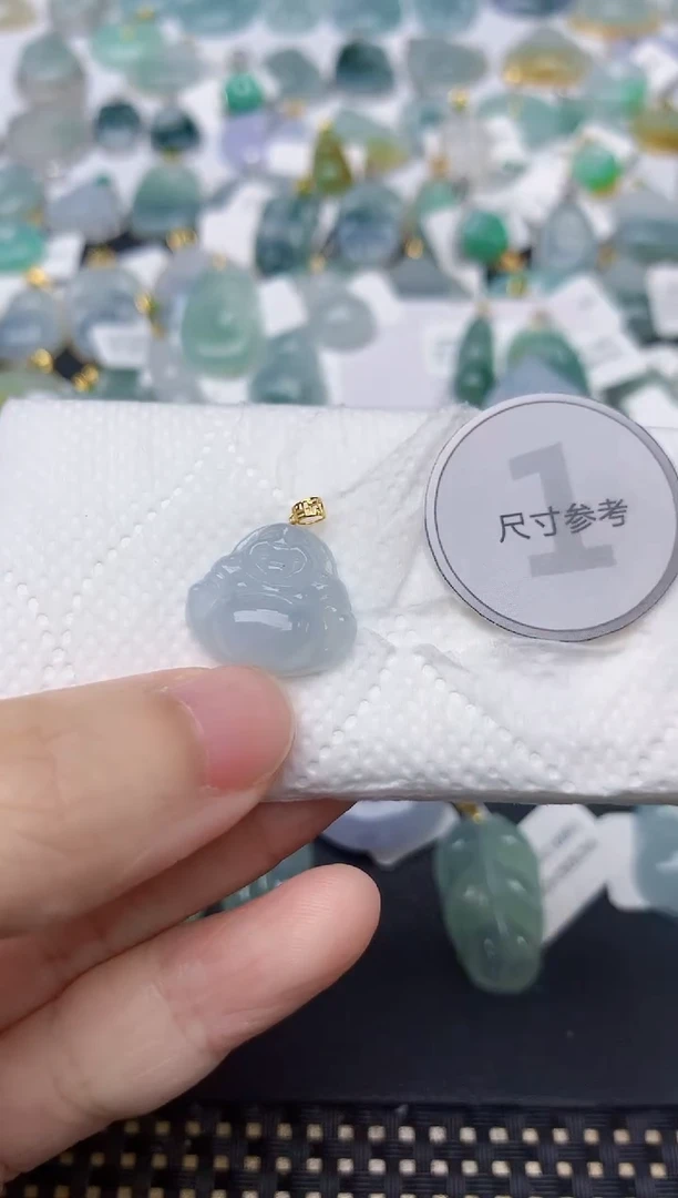 颈饰18K金镶嵌翡翠天然缅甸A货翡翠