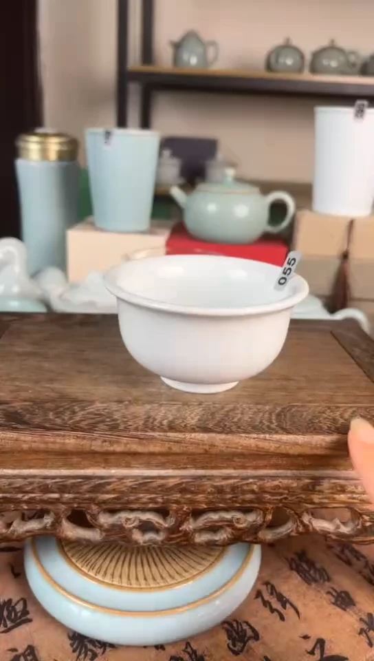 杯055号月白压手杯微微不完美