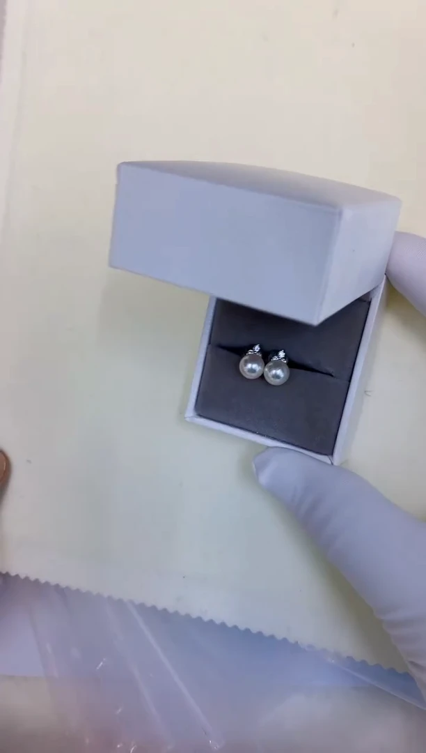 银S925镶嵌海水珍珠饰品设计款耳钉