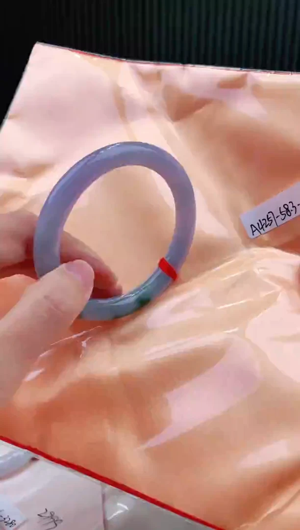 未镶嵌手镯翡翠58