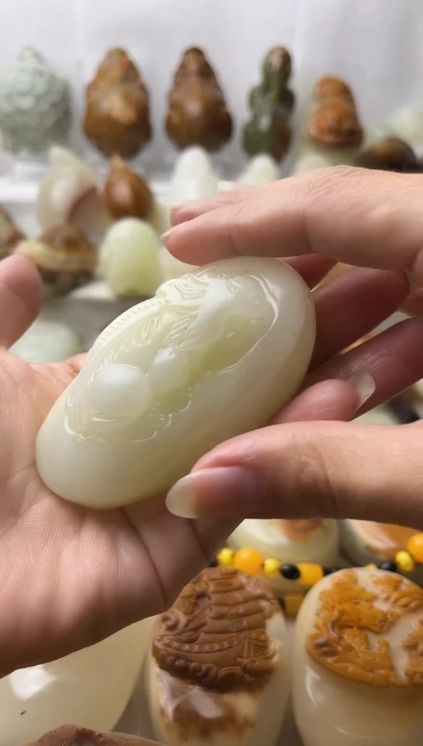 石材方解石棉纹正常不退换貔貅