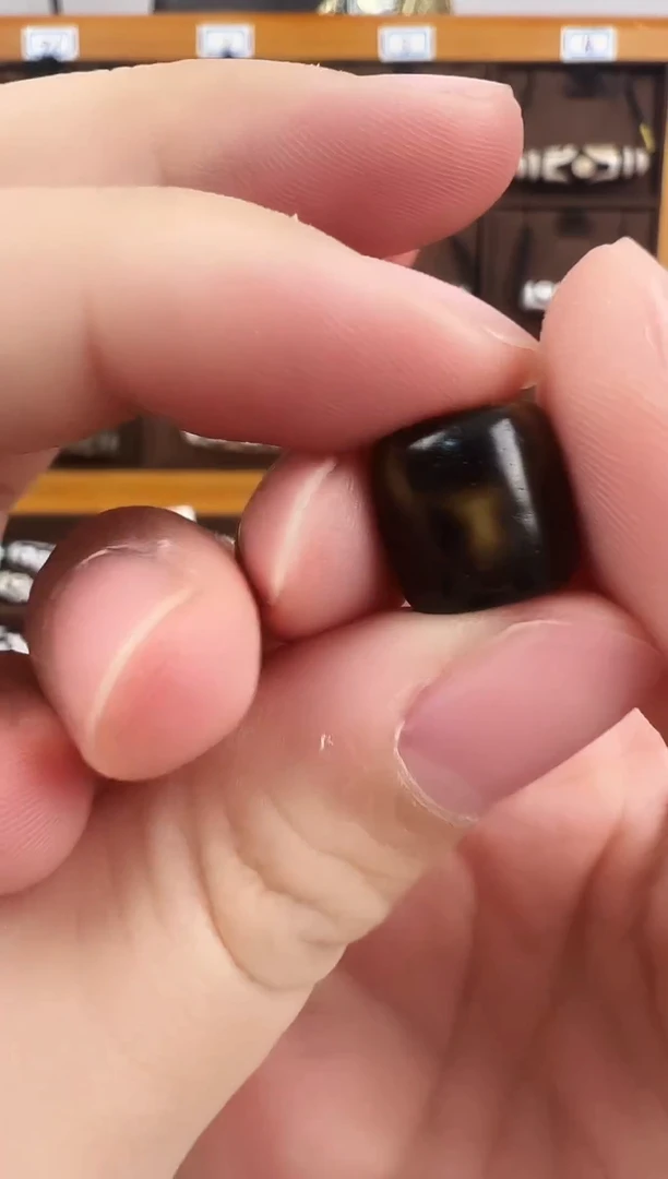 玛瑙/玉髓（覆膜）颈饰未镶嵌37.（微瑕随机发货）