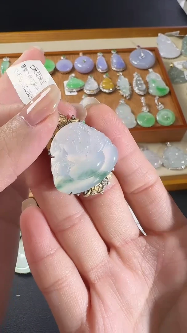 吊坠(不含链)18K金镶嵌翡翠【源头工厂】钻石镶嵌