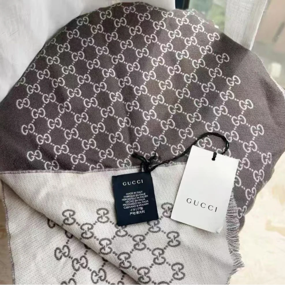 99新 GUCCI/古驰  海囤/古驰/围巾/175*33/nu19548