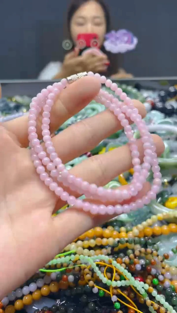 颈饰未镶嵌翡翠4MM/Q/翡翠A货，一件也是批发价
