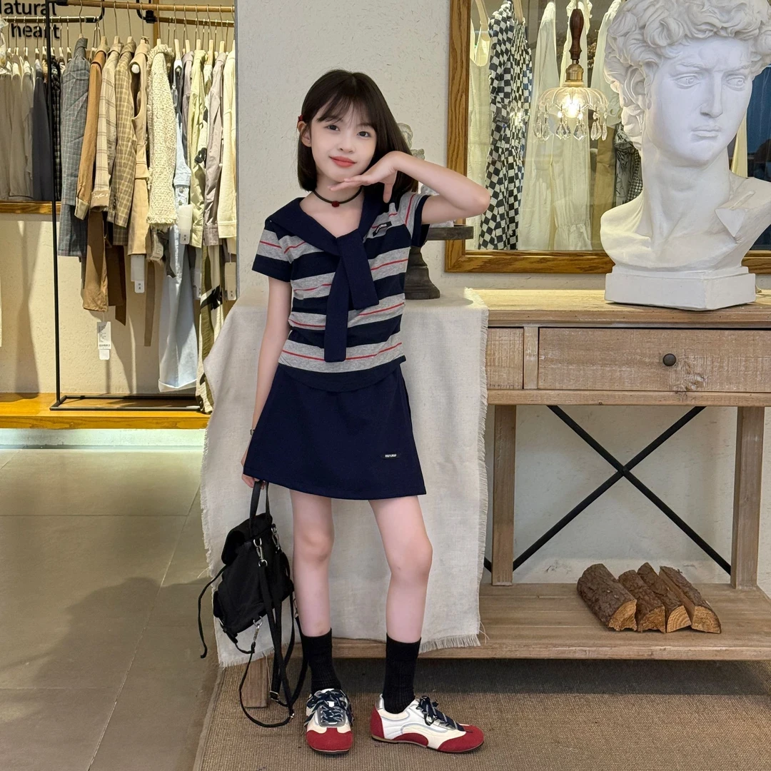2025夏款女童韩版学院风气质甜酷撞色条纹披肩短袖T恤裙裤套装潮