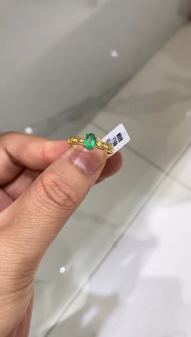 银S925镶嵌戒指祖母绿戒指