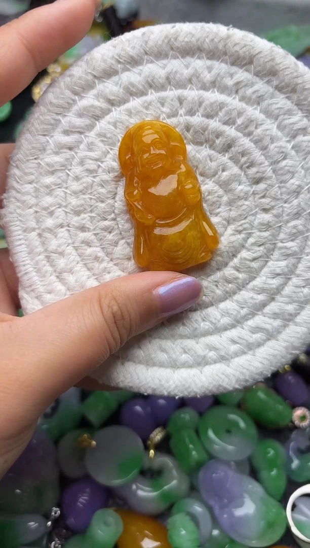 颈饰未镶嵌翡翠缅甸翡翠吊坠