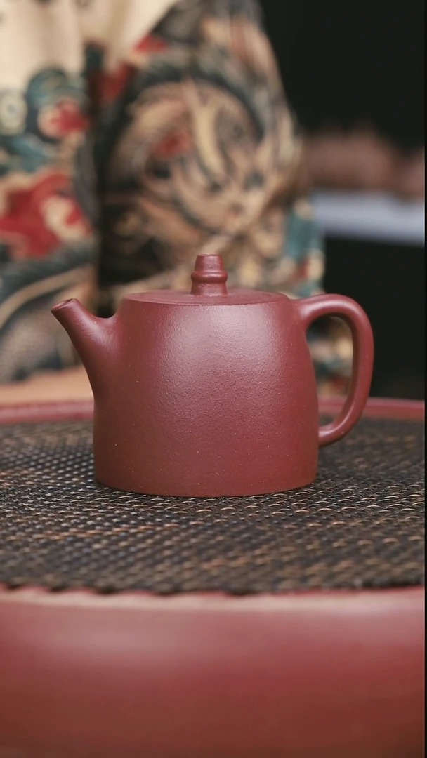 茶壶紫砂19号羊角山紫泥汉铎220CC暇