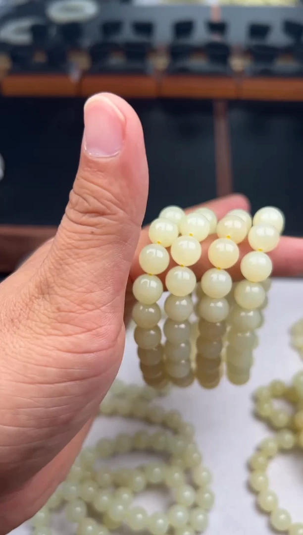 未镶嵌手串和田玉若羌微色差卡10多样性发货拍一发一