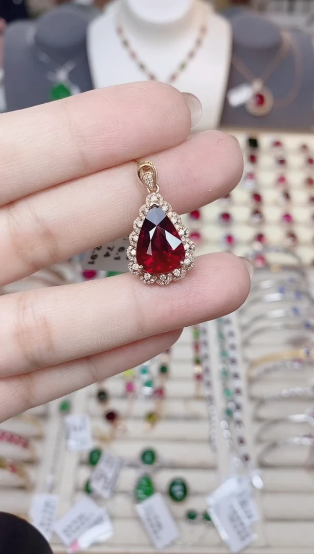 18K金镶嵌碧玺吊坠碧玺天***福.